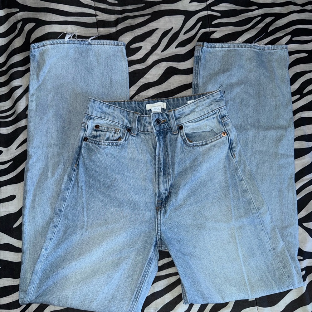 H&M women’s Denim Straight Jeans - Light Blue